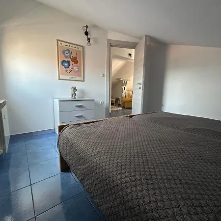 Apartman Leni Apartment *